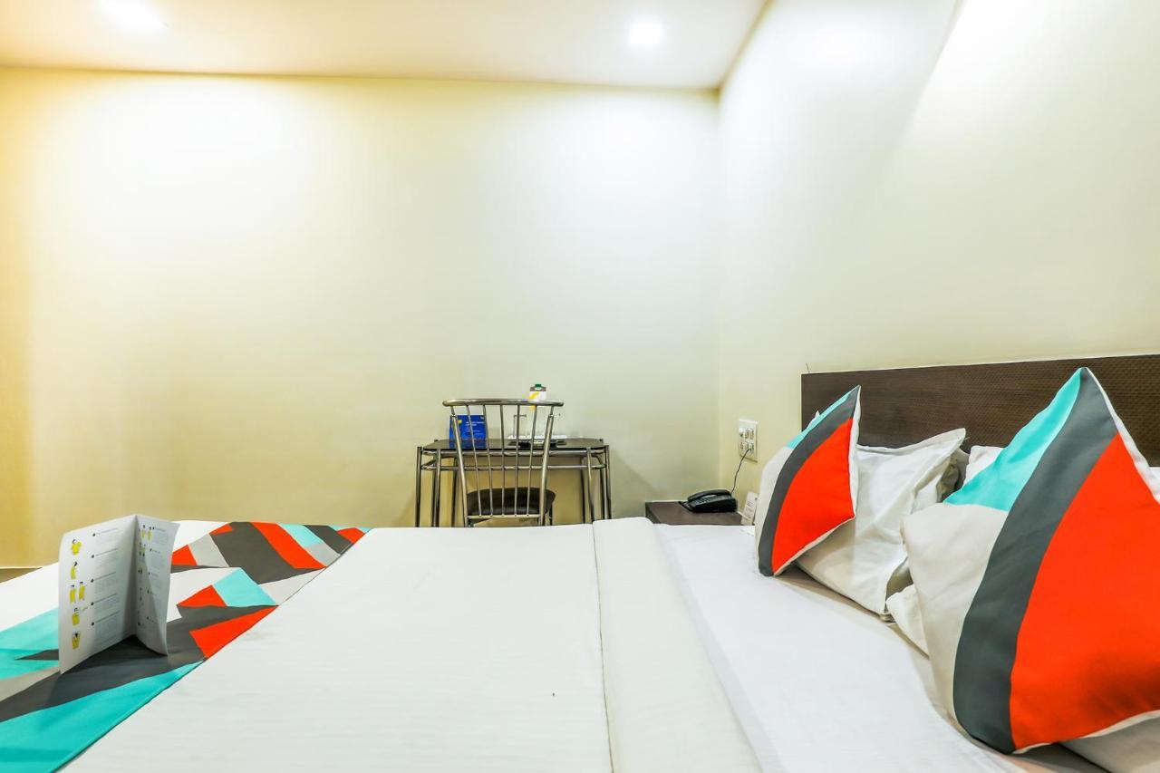 Fabexpress Adore Inn - Nr Mumbai International Airport Exteriör bild